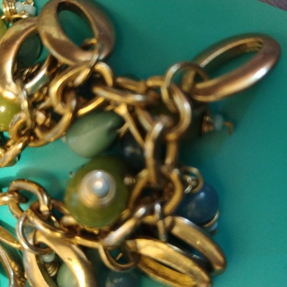 Green and Gold Plated Vintage bracelet - Picture 3 of 4